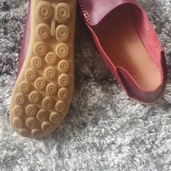 Shoes - Picture 2 of 3